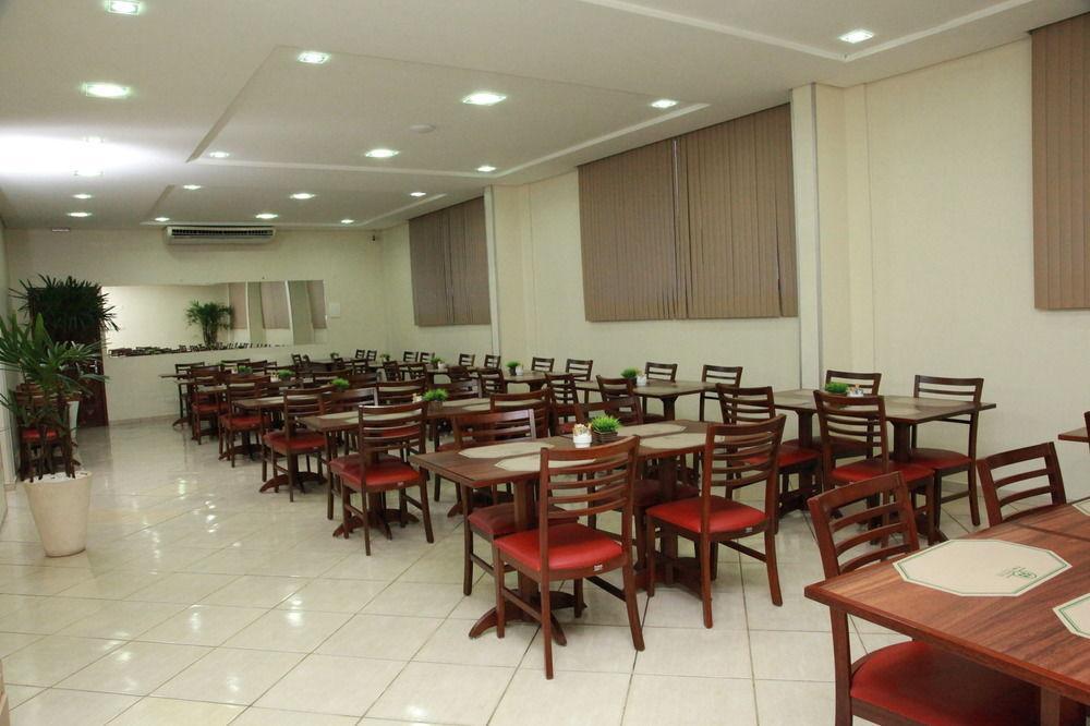 Hotel Dan Inn Express Foz Do Iguacu By Nacional Inn Exterior foto
